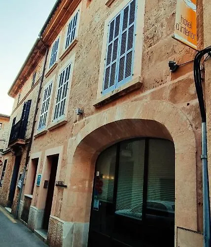 Hotel L'host Boutique 3*