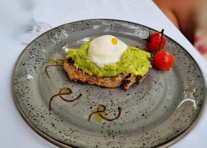 Отель L'host Boutique Польенса